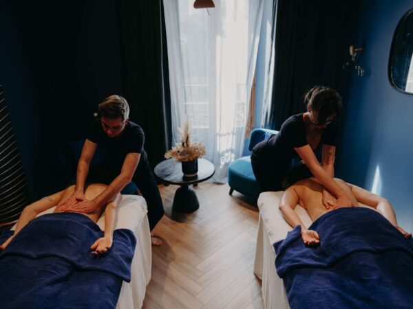Massages de bien-être et relaxant L'Instant 90' pratiqués en duo
