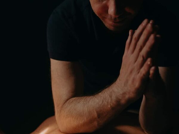Massage relaxant L'Instant Black Wellness